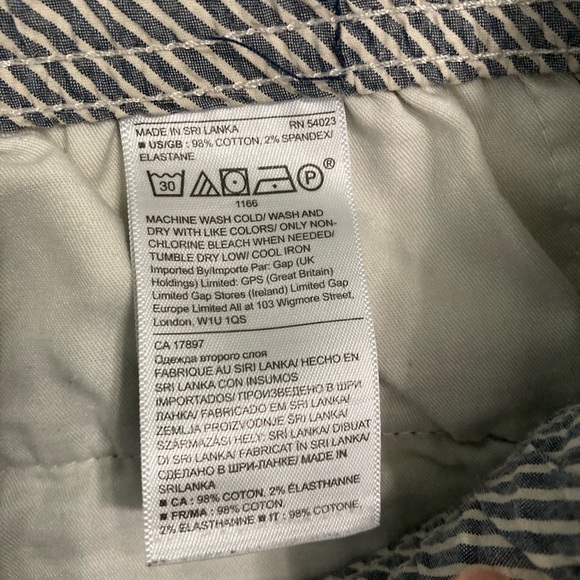 Banana Republic 10” Easy Short Size S - Picture 5 of 5